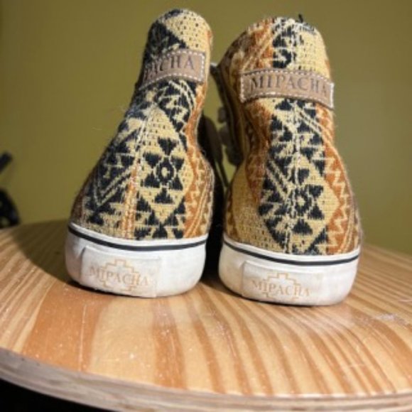 Mipacha Clasico Alto Llama Blanco - Picture 3 of 5